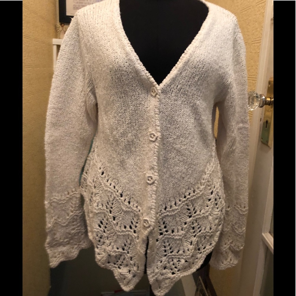 Vintage knit sweater